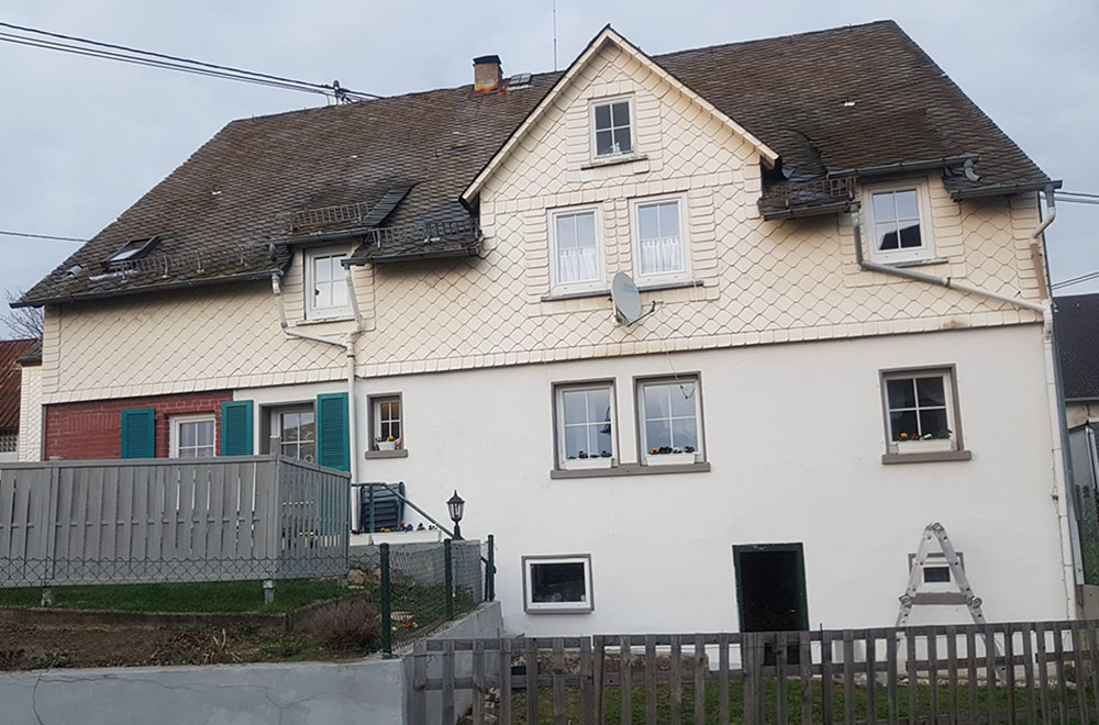 Haus mit Steildach vorher